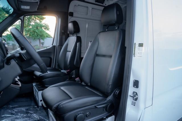 new 2025 Mercedes-Benz Sprinter 2500 car, priced at $68,978