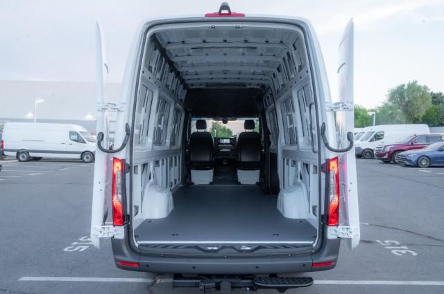 new 2025 Mercedes-Benz Sprinter 2500 car, priced at $68,978