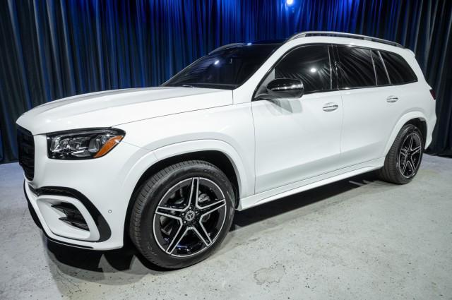 new 2026 Mercedes-Benz GLS 450 car, priced at $98,315