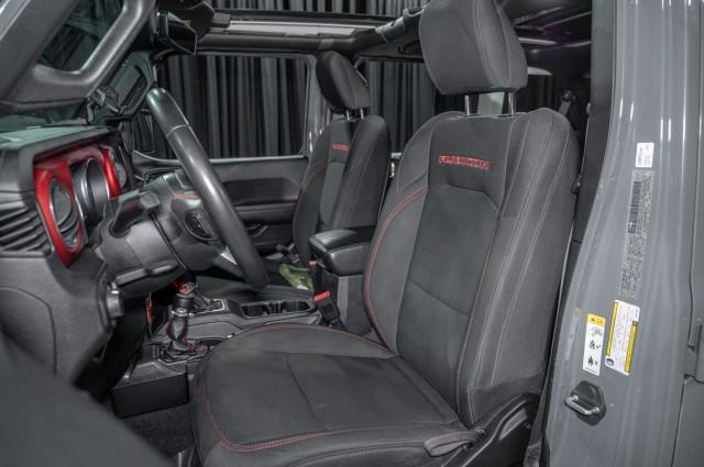 used 2019 Jeep Wrangler Unlimited car, priced at $31,700