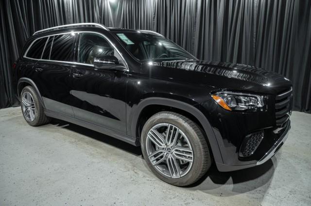 new 2026 Mercedes-Benz GLS 450 car, priced at $94,500