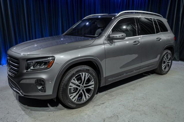 new 2025 Mercedes-Benz GLB 250 car, priced at $45,480