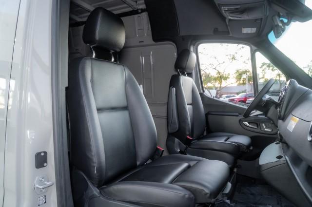 new 2026 Mercedes-Benz Sprinter 2500 car, priced at $80,569