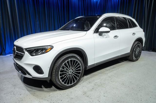 new 2026 Mercedes-Benz GLC 300 car, priced at $59,100