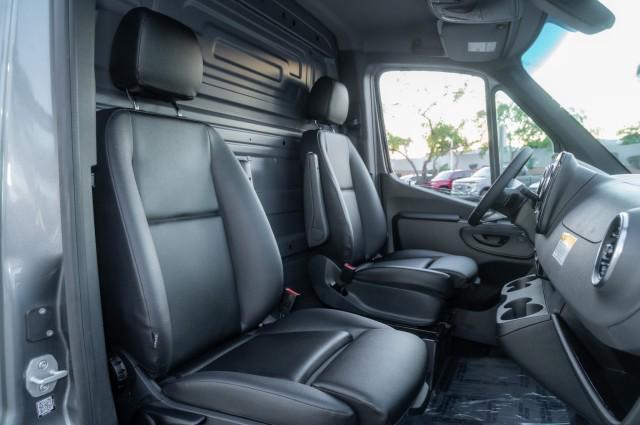 new 2026 Mercedes-Benz Sprinter 2500 car, priced at $62,144