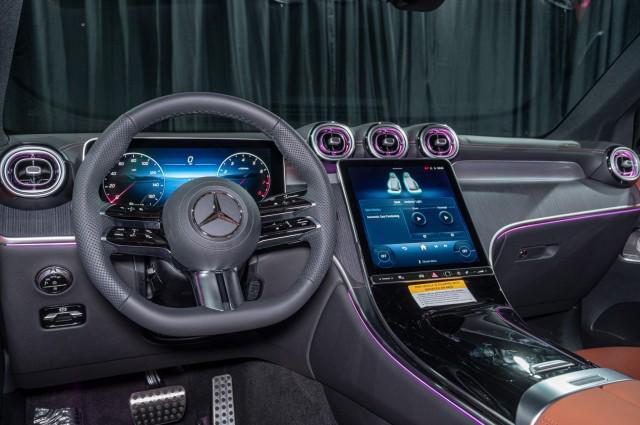 new 2026 Mercedes-Benz GLC 300 car, priced at $60,290