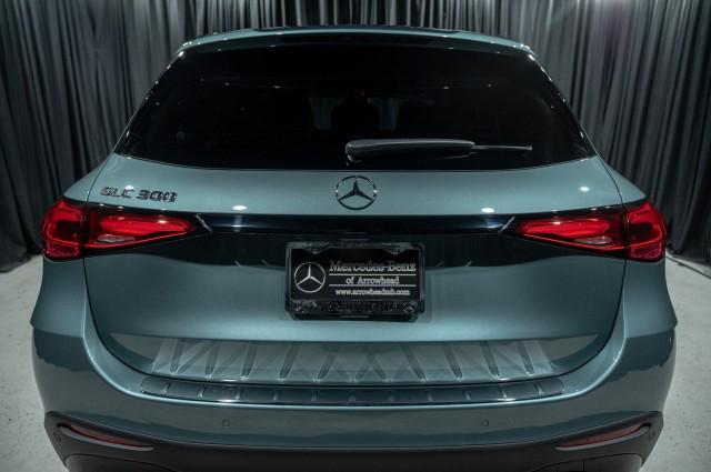new 2026 Mercedes-Benz GLC 300 car, priced at $60,290