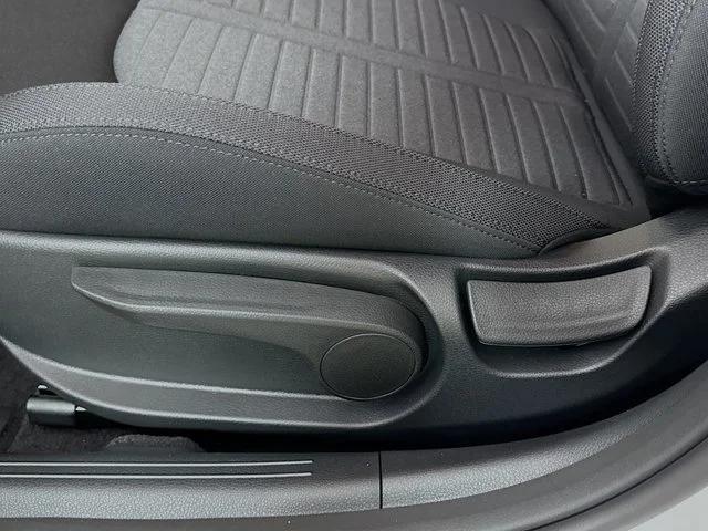 new 2025 Kia K5 car, priced at $28,195