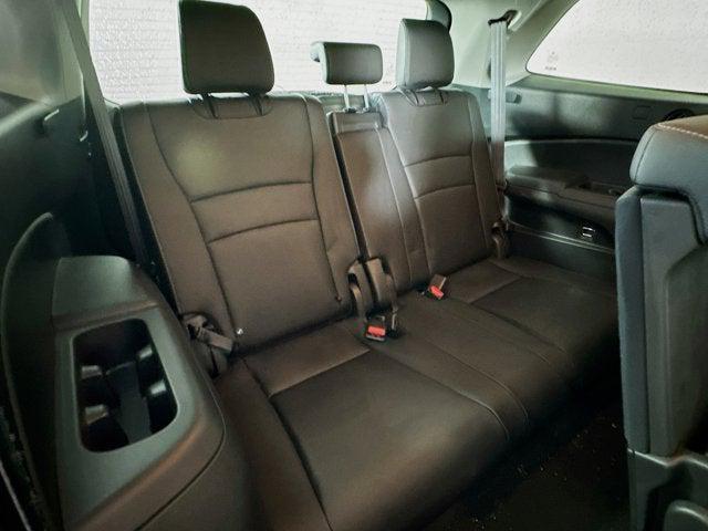 2022 Black Honda Pilot