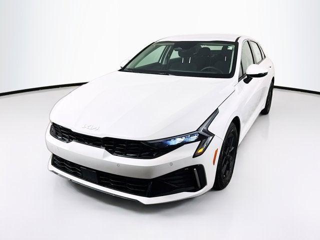 new 2025 Kia K5 car, priced at $28,195