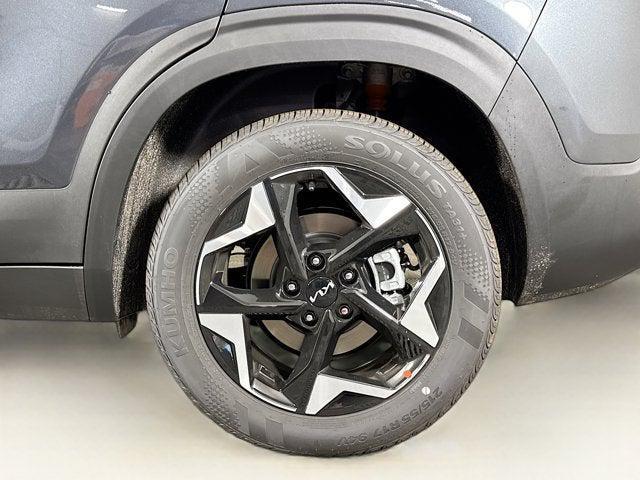 new 2026 Kia Seltos car, priced at $30,450