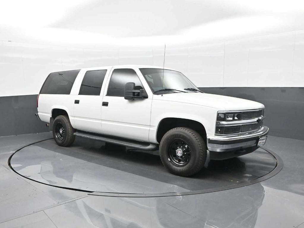 used 1997 Chevrolet Suburban car, priced at $8,300