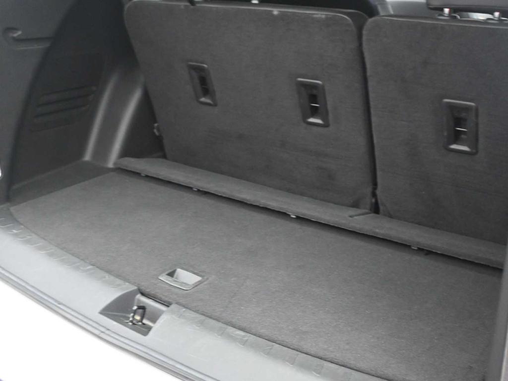 used 2023 Chevrolet Traverse car, priced at $34,345