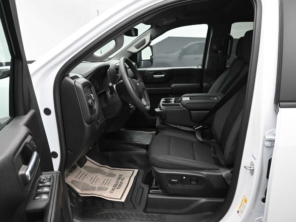 new 2024 Chevrolet Silverado 2500 car, priced at $45,984
