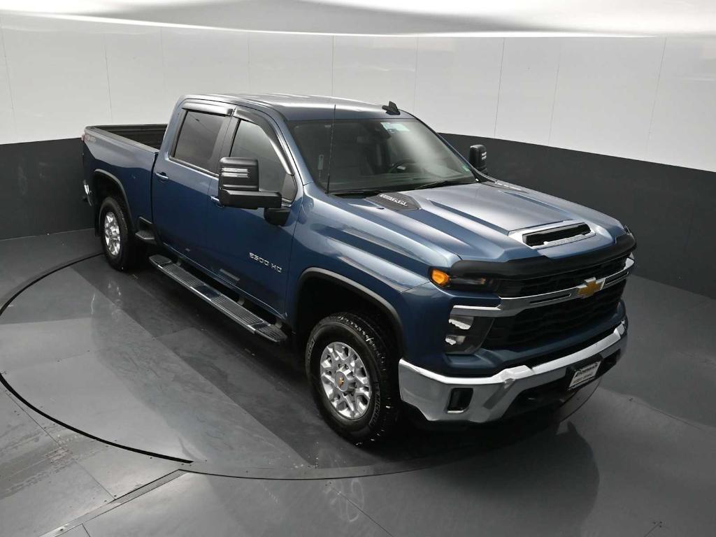 used 2025 Chevrolet Silverado 2500 car, priced at $56,992