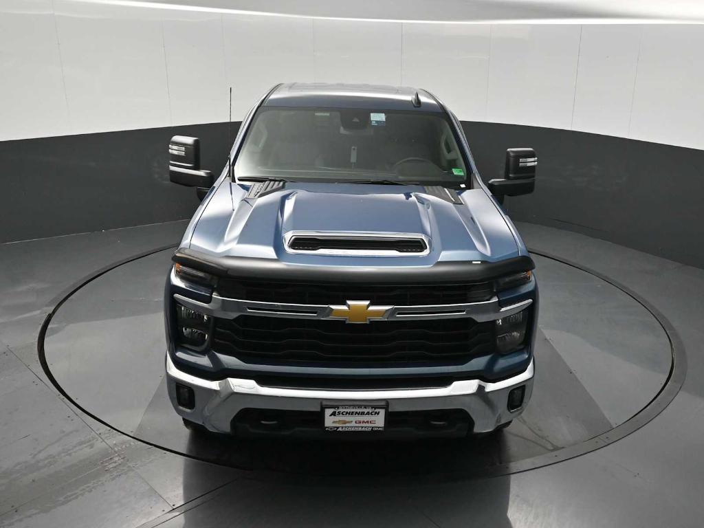 used 2025 Chevrolet Silverado 2500 car, priced at $56,992