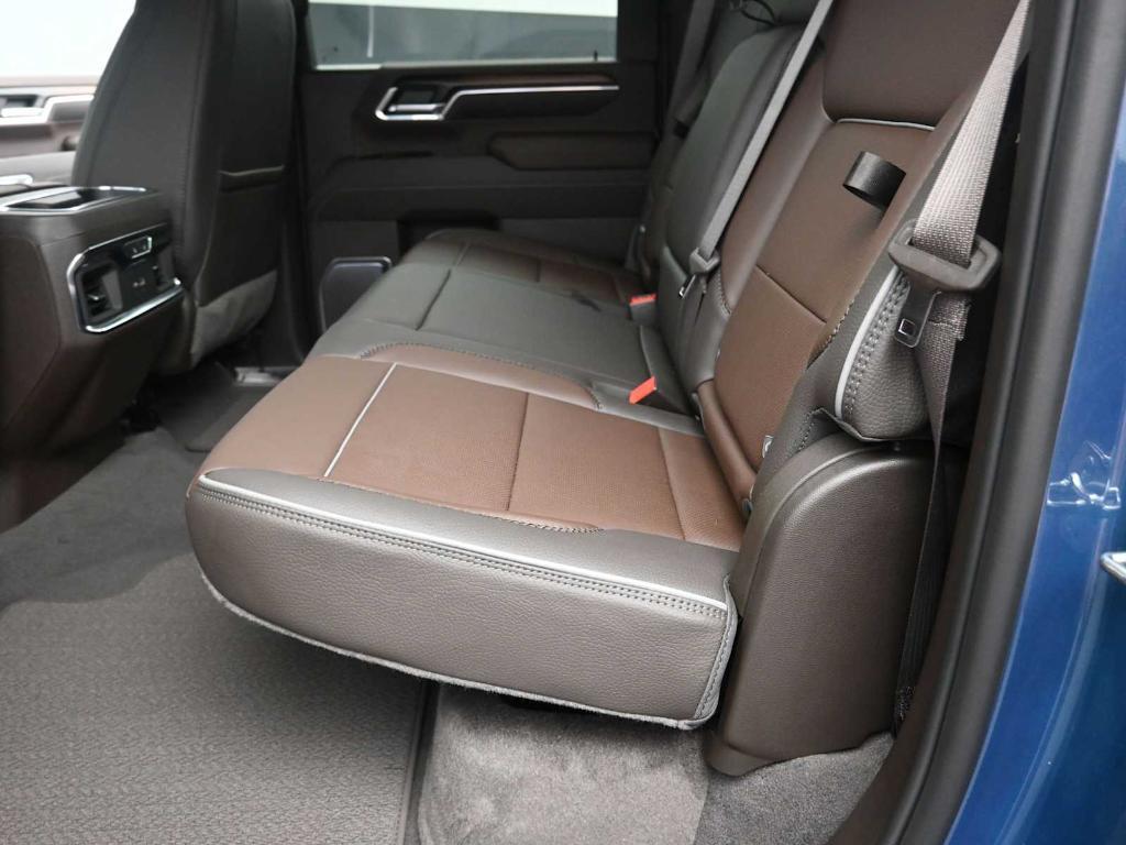 new 2026 GMC Sierra 2500 car, priced at $87,094