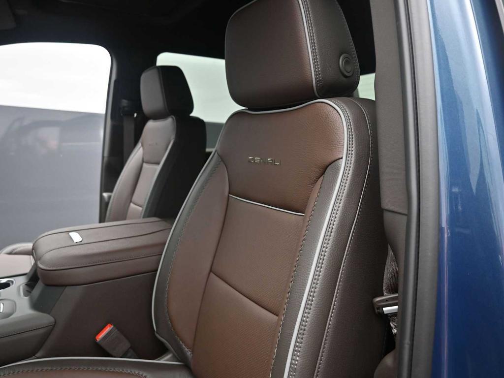 new 2026 GMC Sierra 2500 car, priced at $87,094