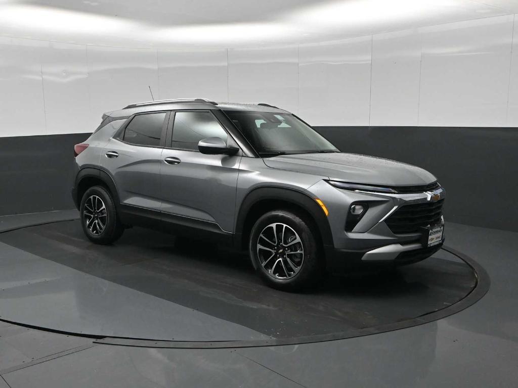 new 2026 Chevrolet TrailBlazer car, priced at $25,552