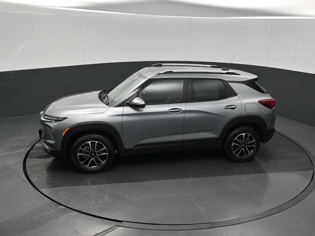 new 2026 Chevrolet TrailBlazer car, priced at $25,552