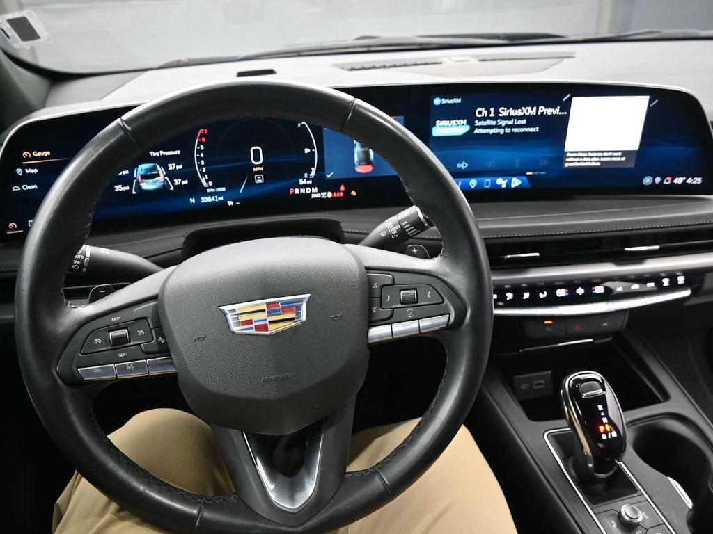used 2024 Cadillac XT4 car, priced at $30,634