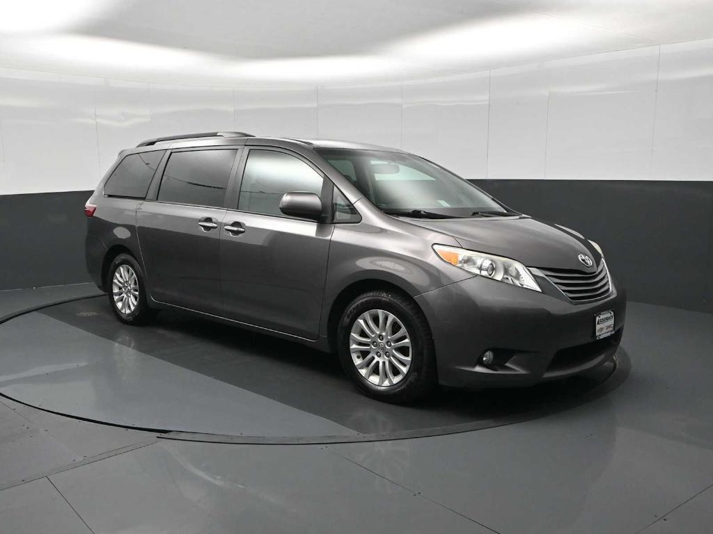 used 2015 Toyota Sienna car, priced at $14,567