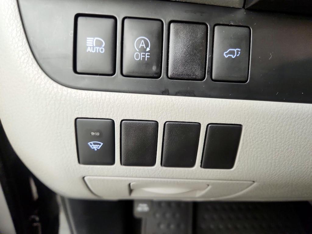 used 2017 Toyota Highlander car, priced at $24,998