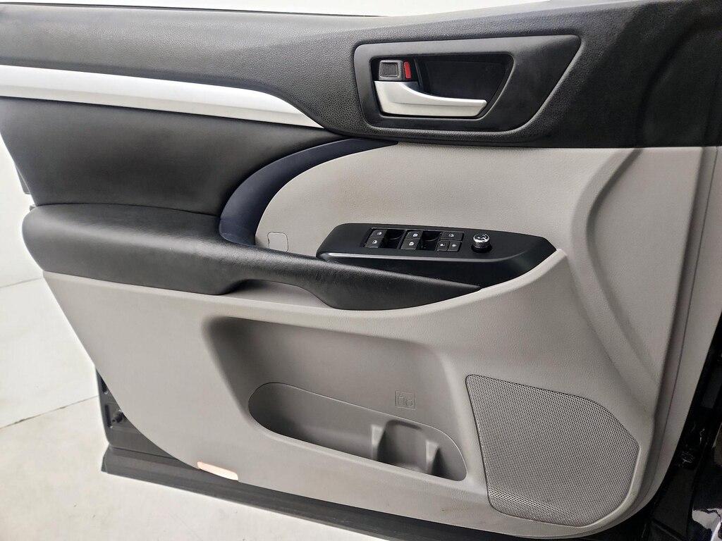 used 2017 Toyota Highlander car, priced at $24,998