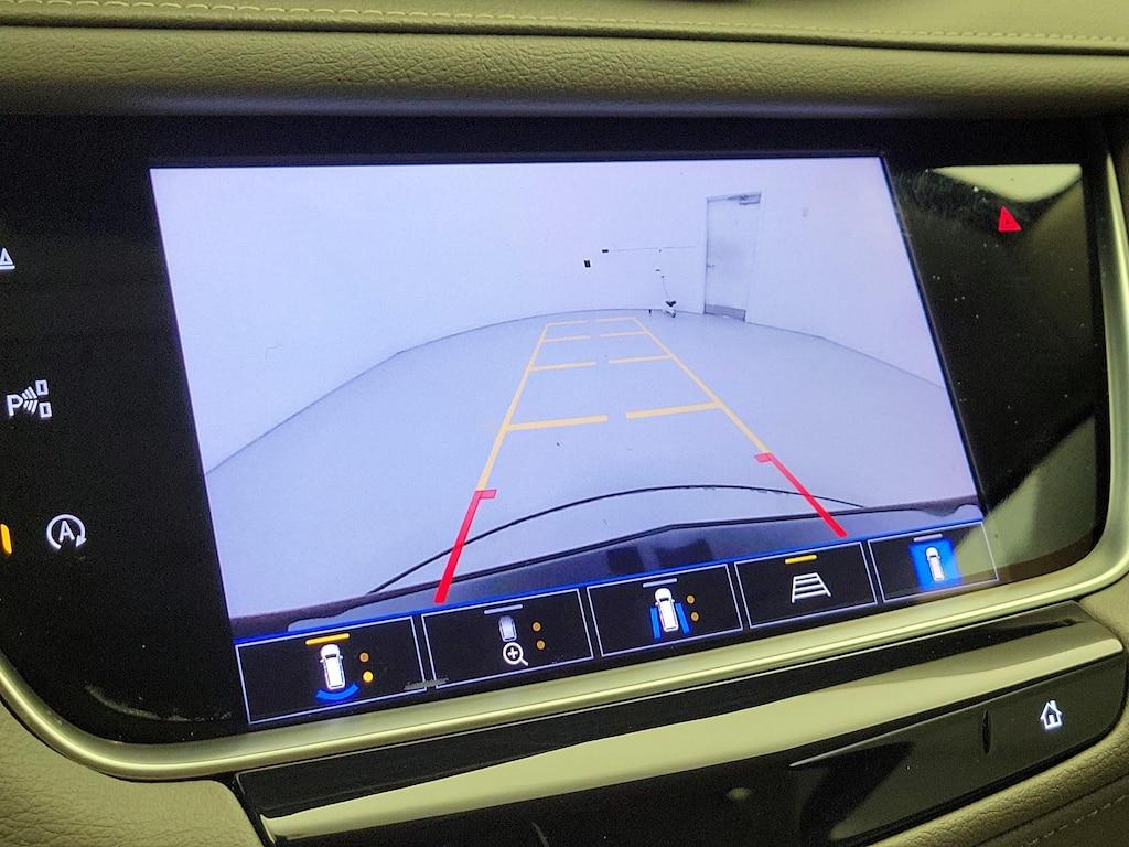 used 2022 Cadillac XT5 car, priced at $31,998