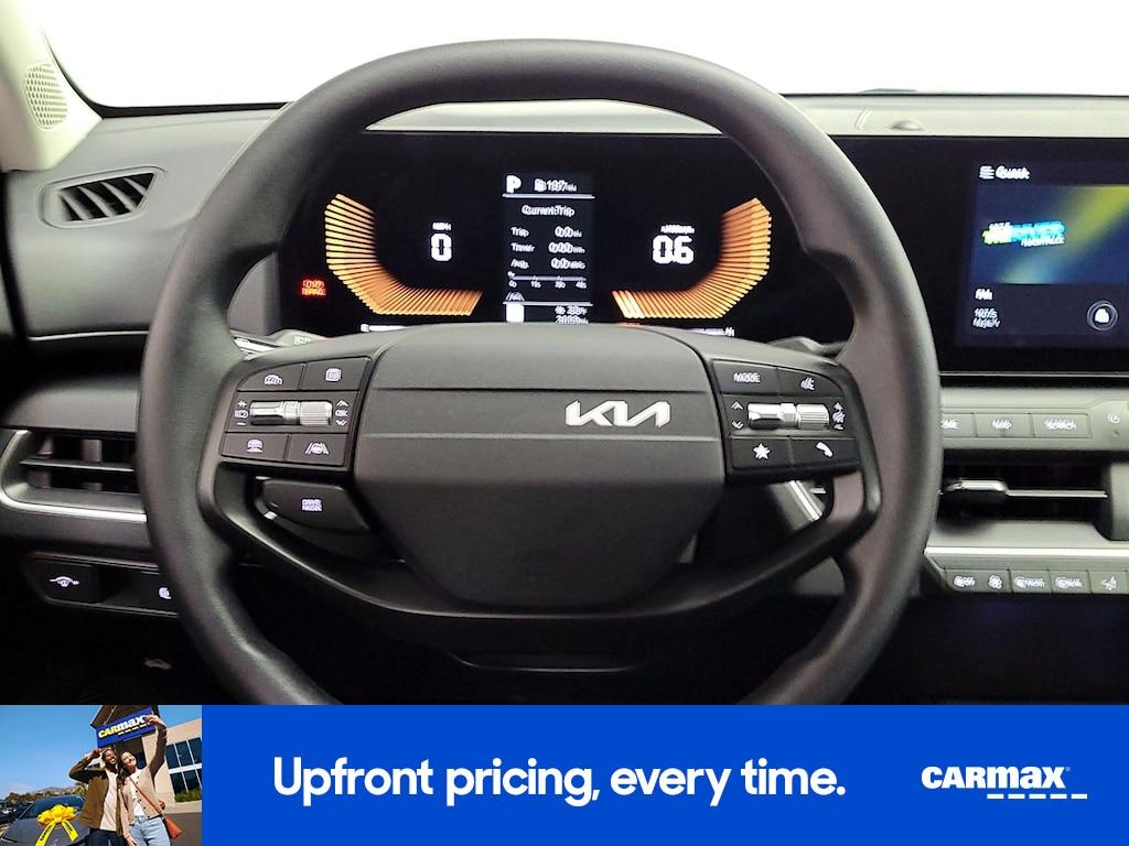 used 2025 Kia K4 car, priced at $24,998