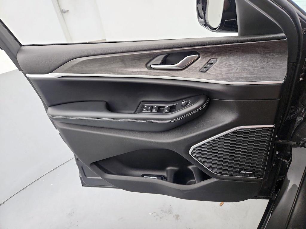 used 2022 Jeep Grand Cherokee car, priced at $26,998