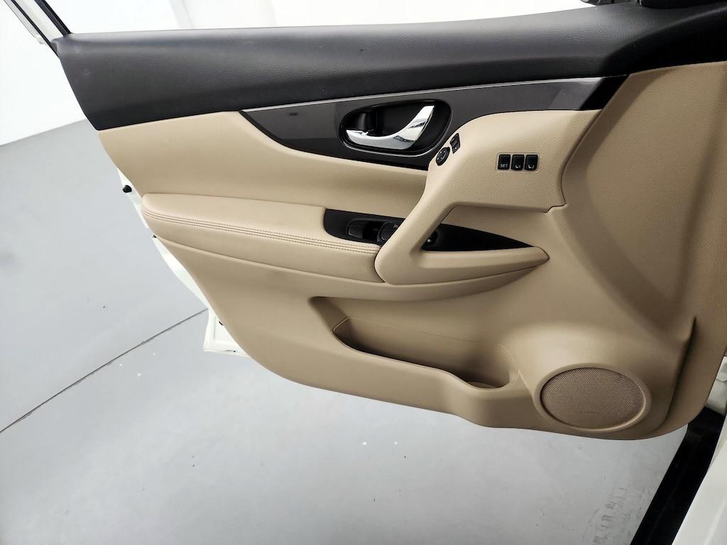 used 2019 Nissan Rogue car, priced at $17,998