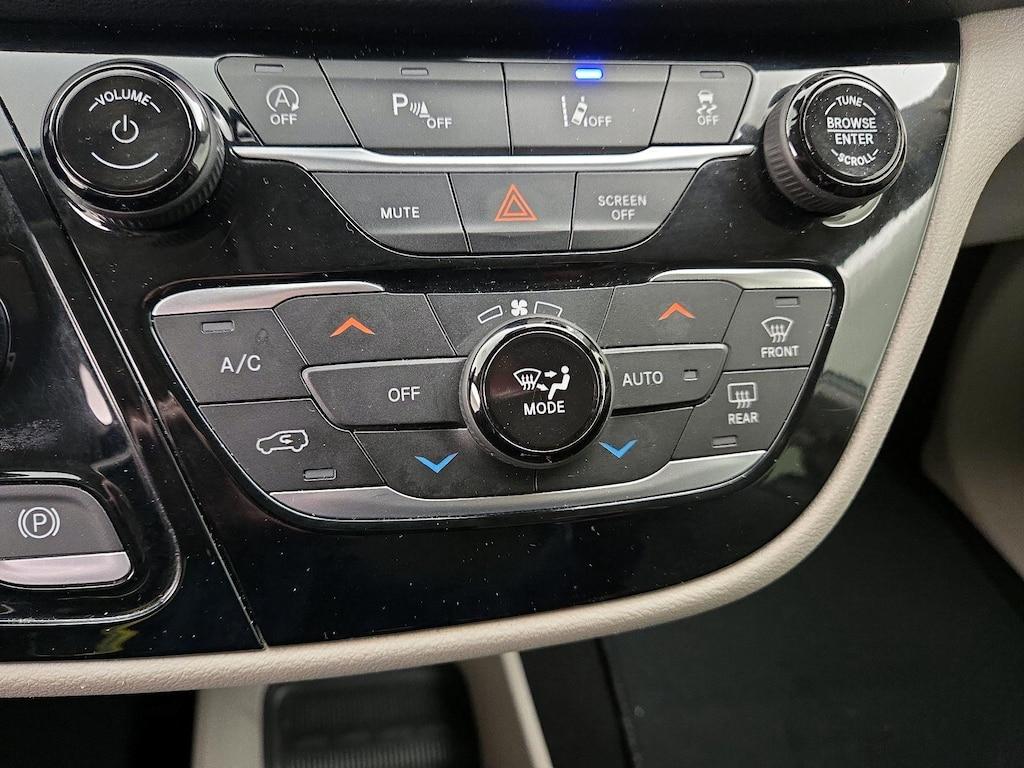 used 2023 Chrysler Pacifica car, priced at $23,998