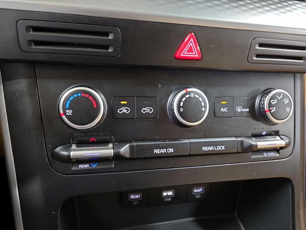 used 2023 Kia Carnival car, priced at $30,998