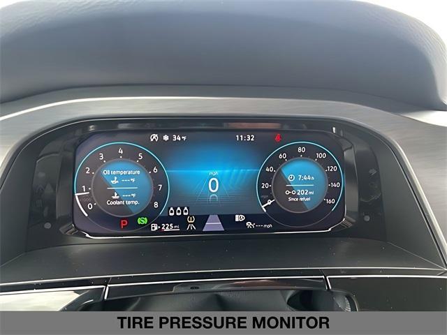 used 2025 Volkswagen Atlas Cross Sport car, priced at $35,499