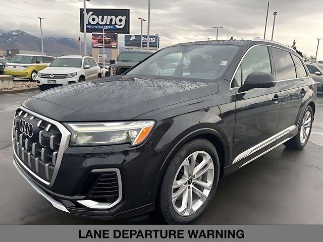 new 2026 Audi Q7 car, priced at $76,645