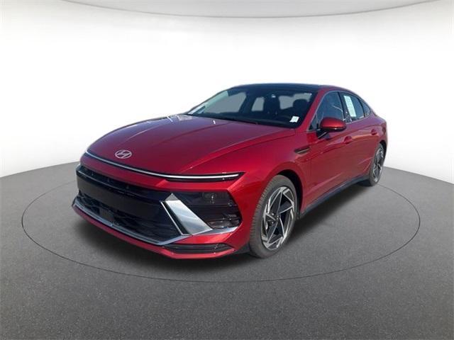 used 2025 Hyundai Sonata car, priced at $22,995