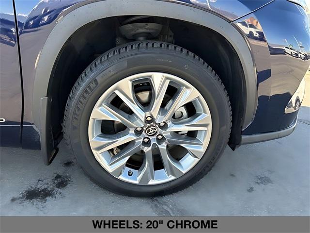 used 2022 Toyota Highlander Hybrid car, priced at $42,349