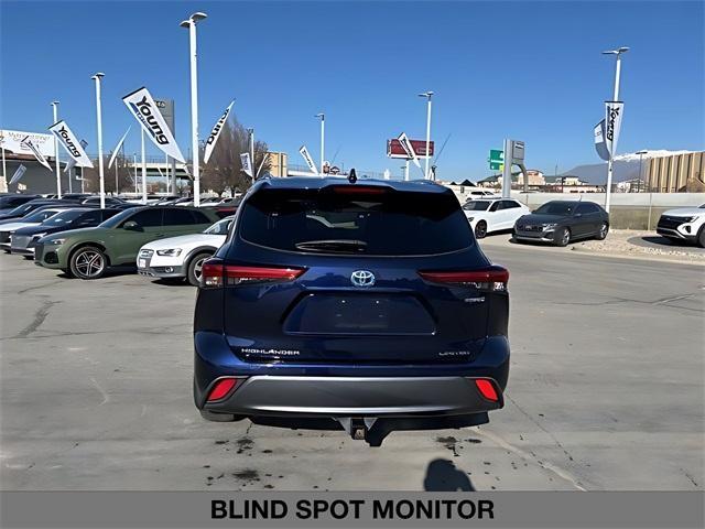used 2022 Toyota Highlander Hybrid car, priced at $42,349