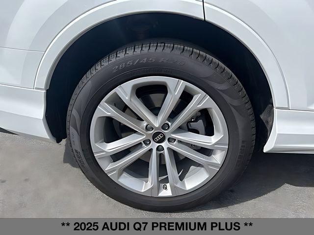 used 2025 Audi Q7 car, priced at $49,649