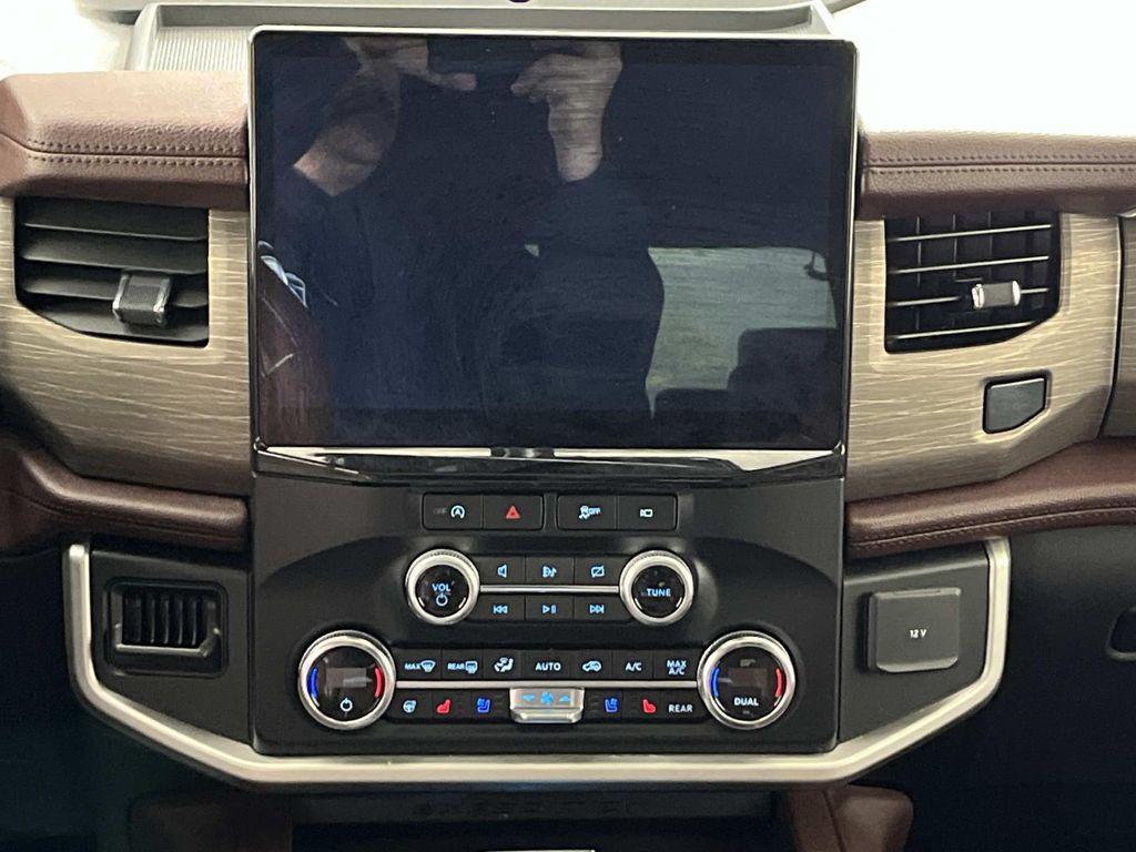 used 2024 Ford Expedition Max car, priced at $50,799