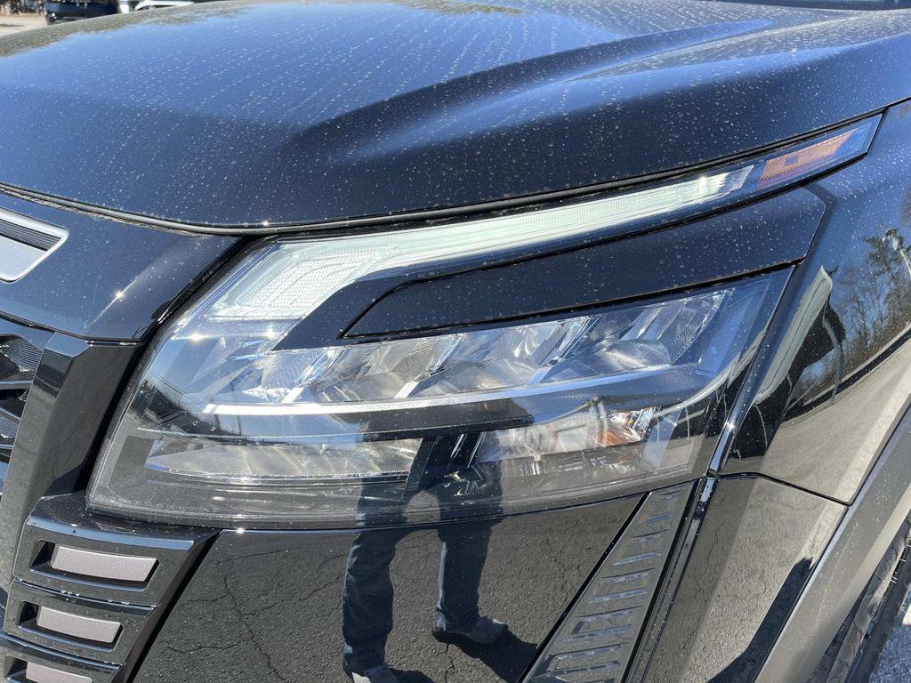 new 2026 Nissan Pathfinder car, priced at $44,034