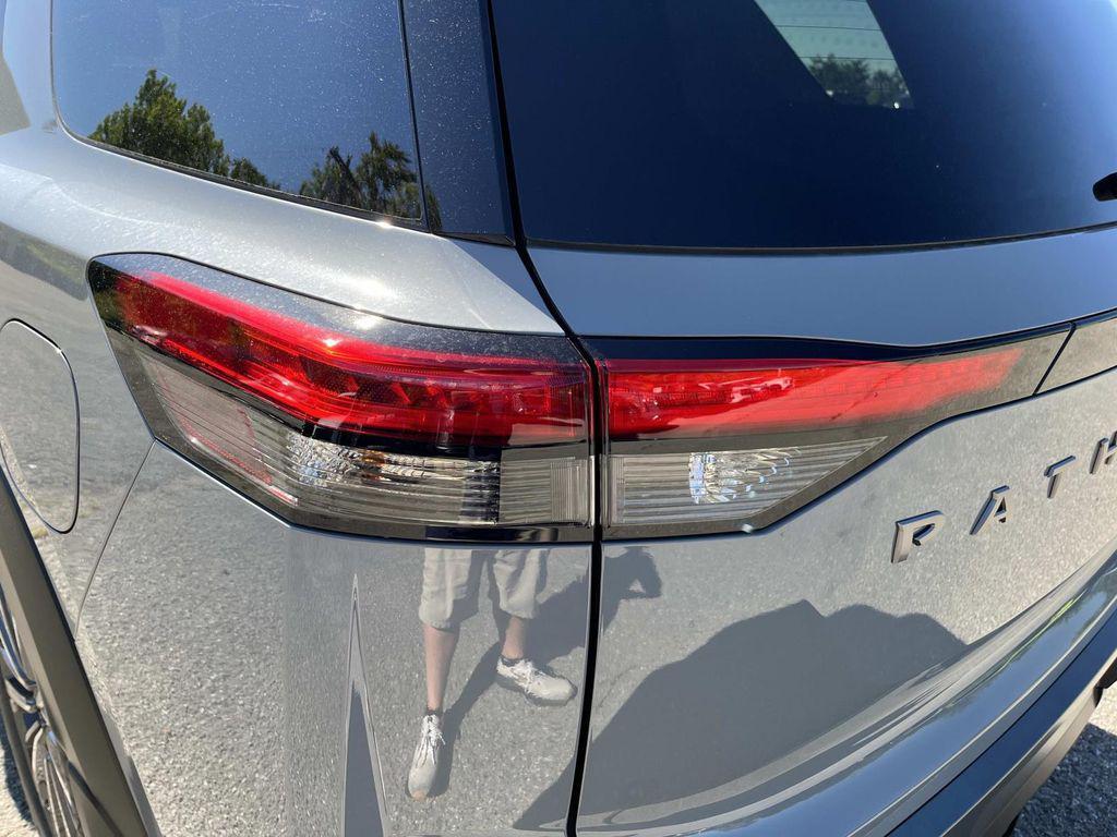 new 2026 Nissan Pathfinder car, priced at $47,687