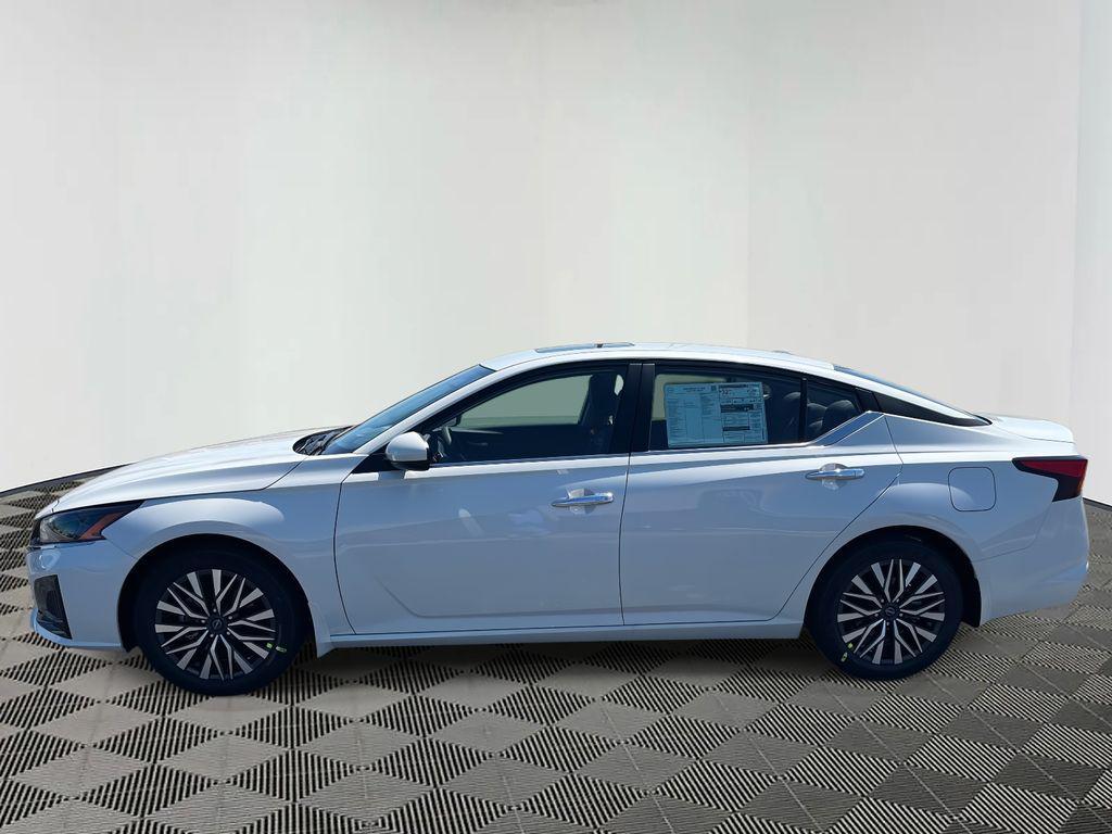 new 2025 Nissan Altima car, priced at $26,386