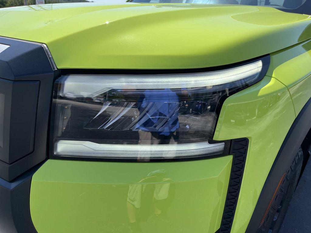 new 2026 Nissan Frontier car