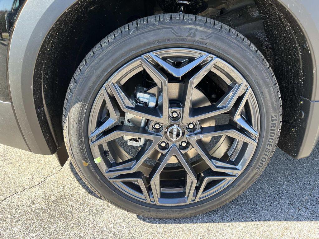 new 2026 Nissan Kicks car, priced at $27,725