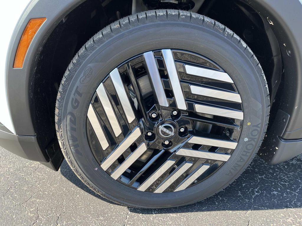 new 2026 Nissan Leaf car, priced at $35,444