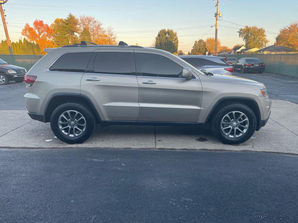 used 2014 Jeep Grand Cherokee car, priced at $8,250