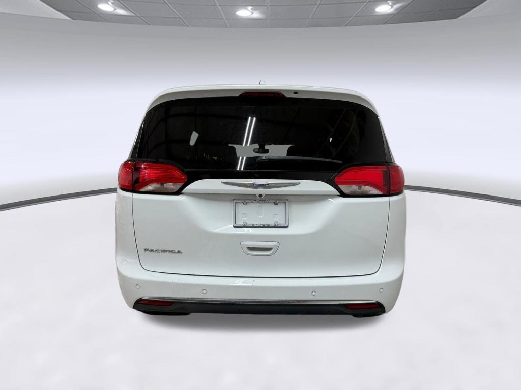 used 2020 Chrysler Pacifica car, priced at $15,498
