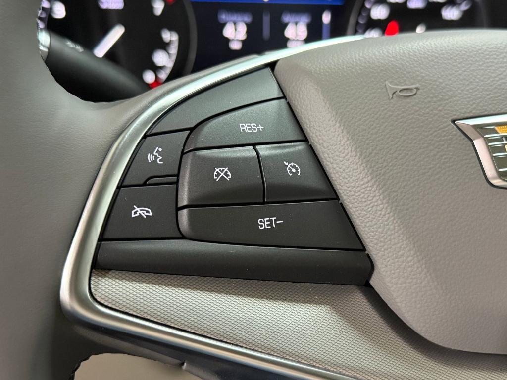 new 2026 Cadillac XT5 car, priced at $55,291